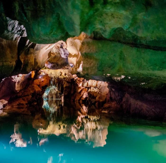 Excursión a las Cuevas de San José